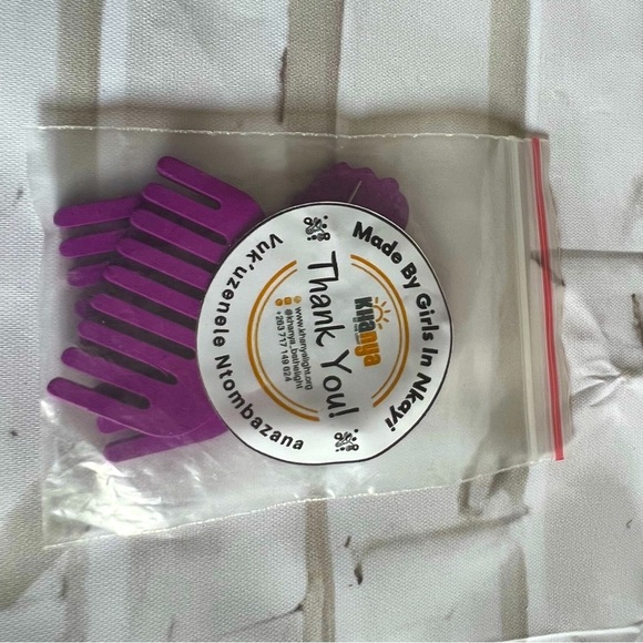 Boho fun ethnic  unique  chic light hand crafted purple comb earrings - Picture 7 of 7